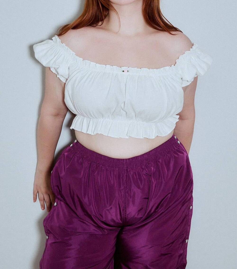 NEW FASHION BRAND COMPANY m'lady soft linen ruffle crop top in white